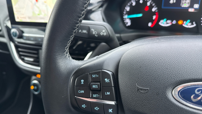 Ford Fiesta 1.0 EcoBoost Titanium 5dr Petrol Hatchback